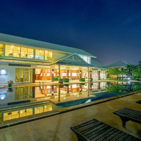 Hua Hin Condotel & Resort Taweeporn Bagian luar foto