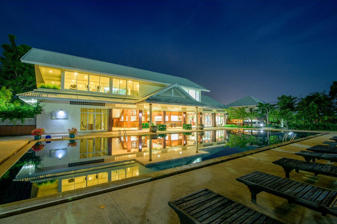 Hua Hin Condotel & Resort Taweeporn Bagian luar foto