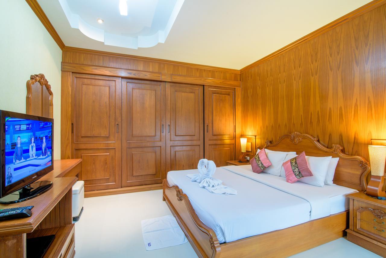 Hua Hin Condotel & Resort Taweeporn Bagian luar foto