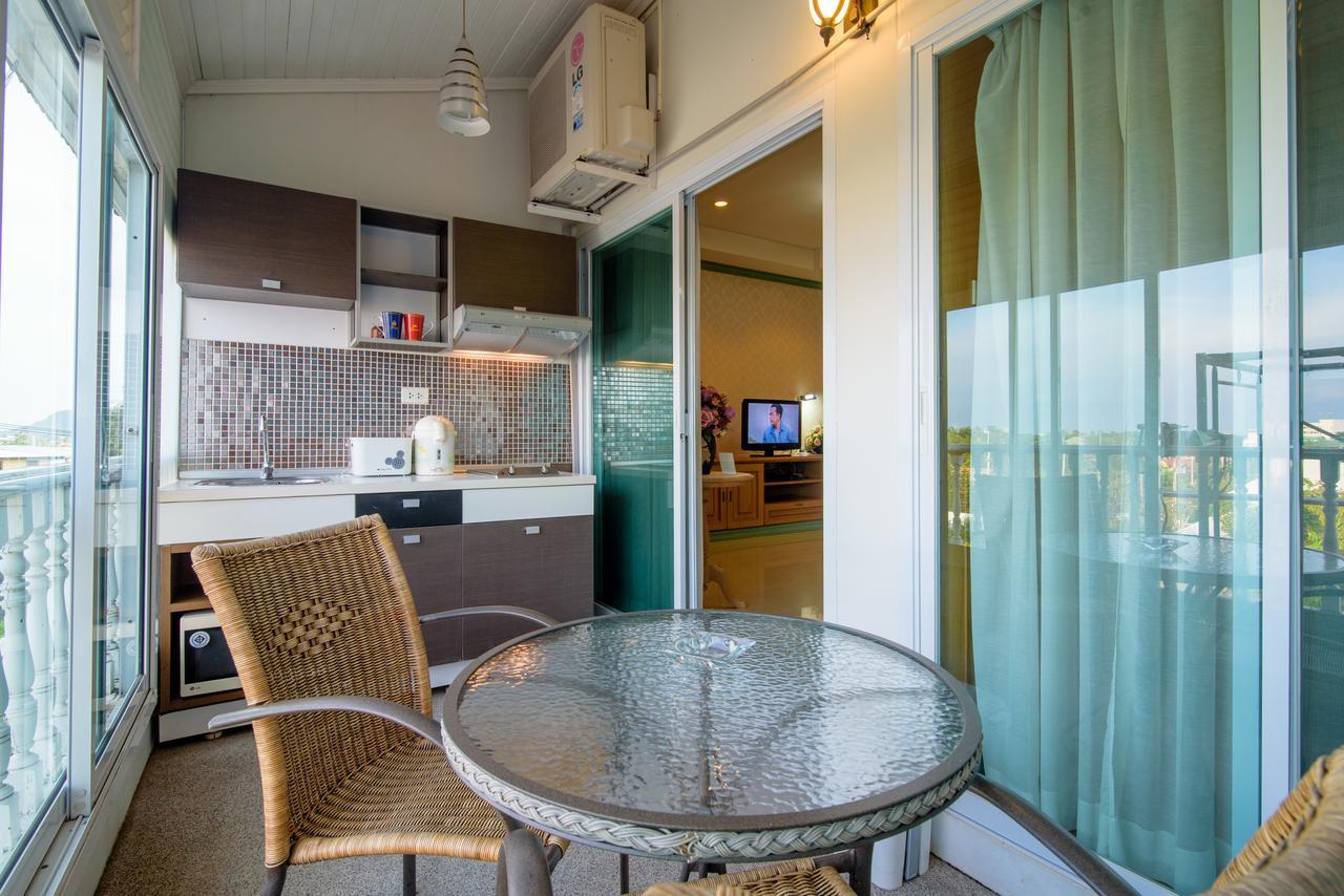 Hua Hin Condotel & Resort Taweeporn Bagian luar foto
