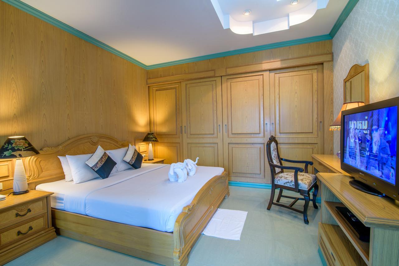 Hua Hin Condotel & Resort Taweeporn Bagian luar foto